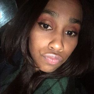 Meet your Posher, Erica